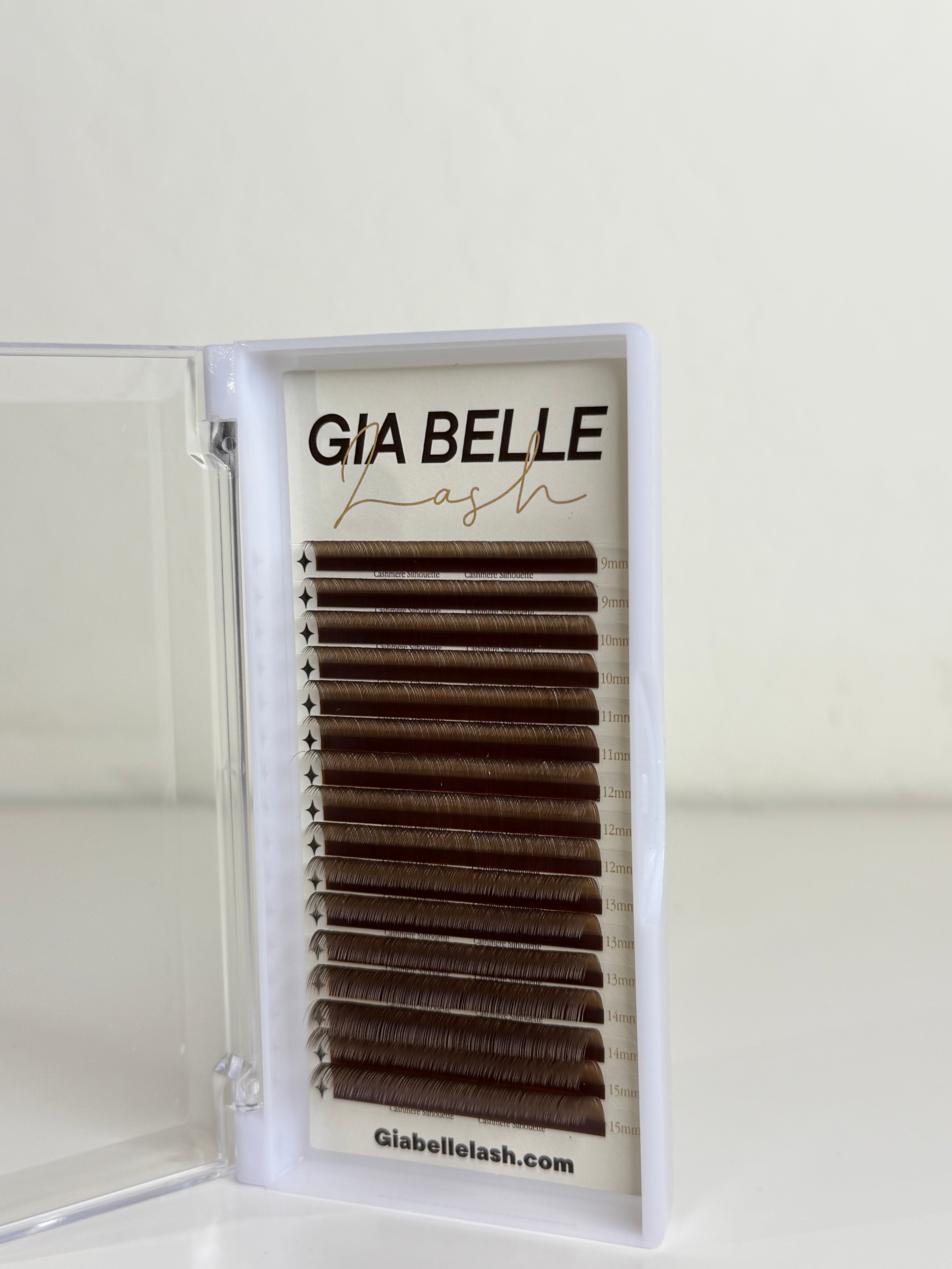Cashmere Silhouette Volume Lash Extensions | Dark Brown